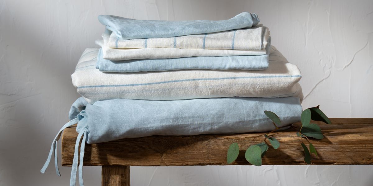 How to Fold a Fitted Sheet