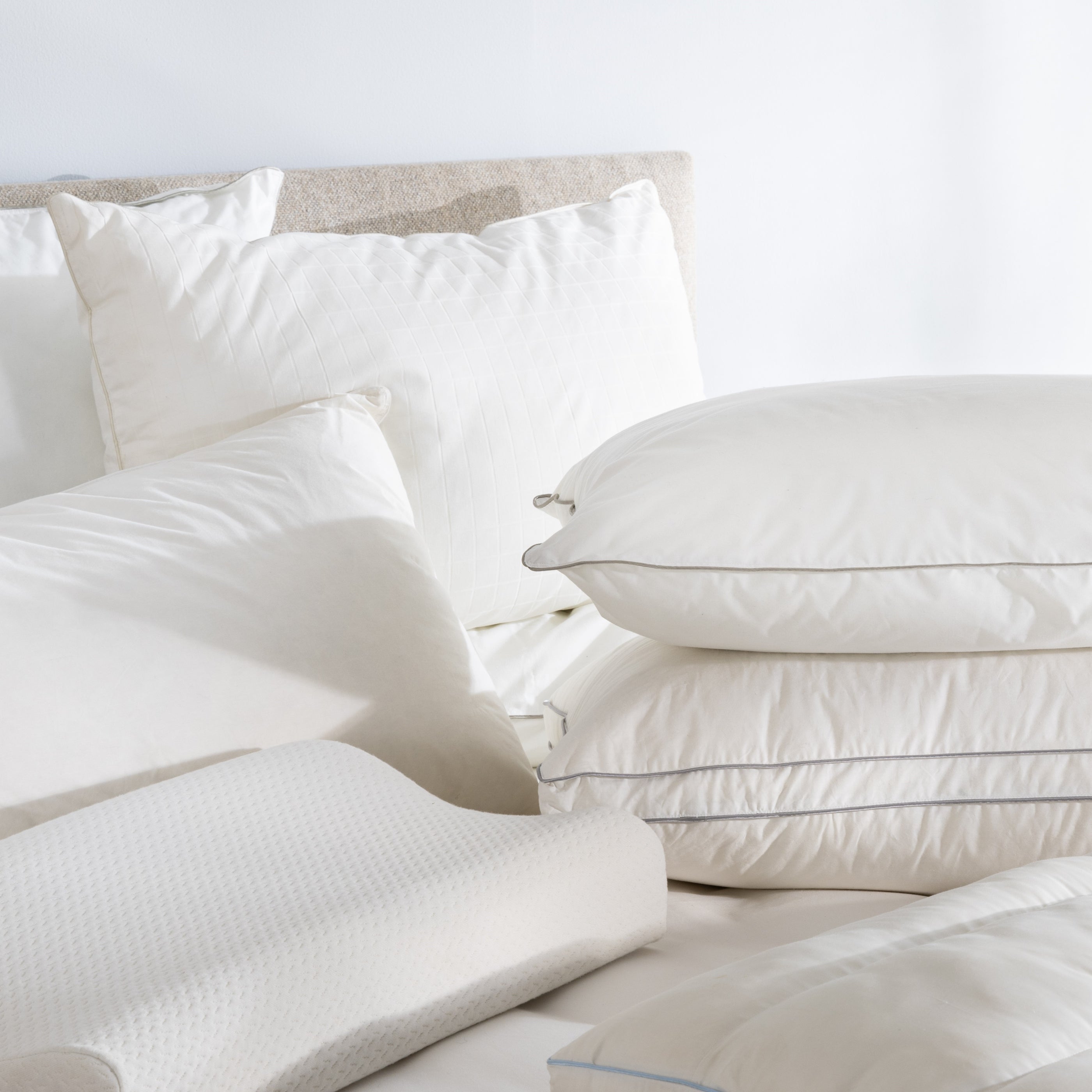 Shop Wholesale Pillows | Soak and Sleep