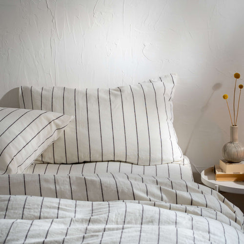 Linen Bedding