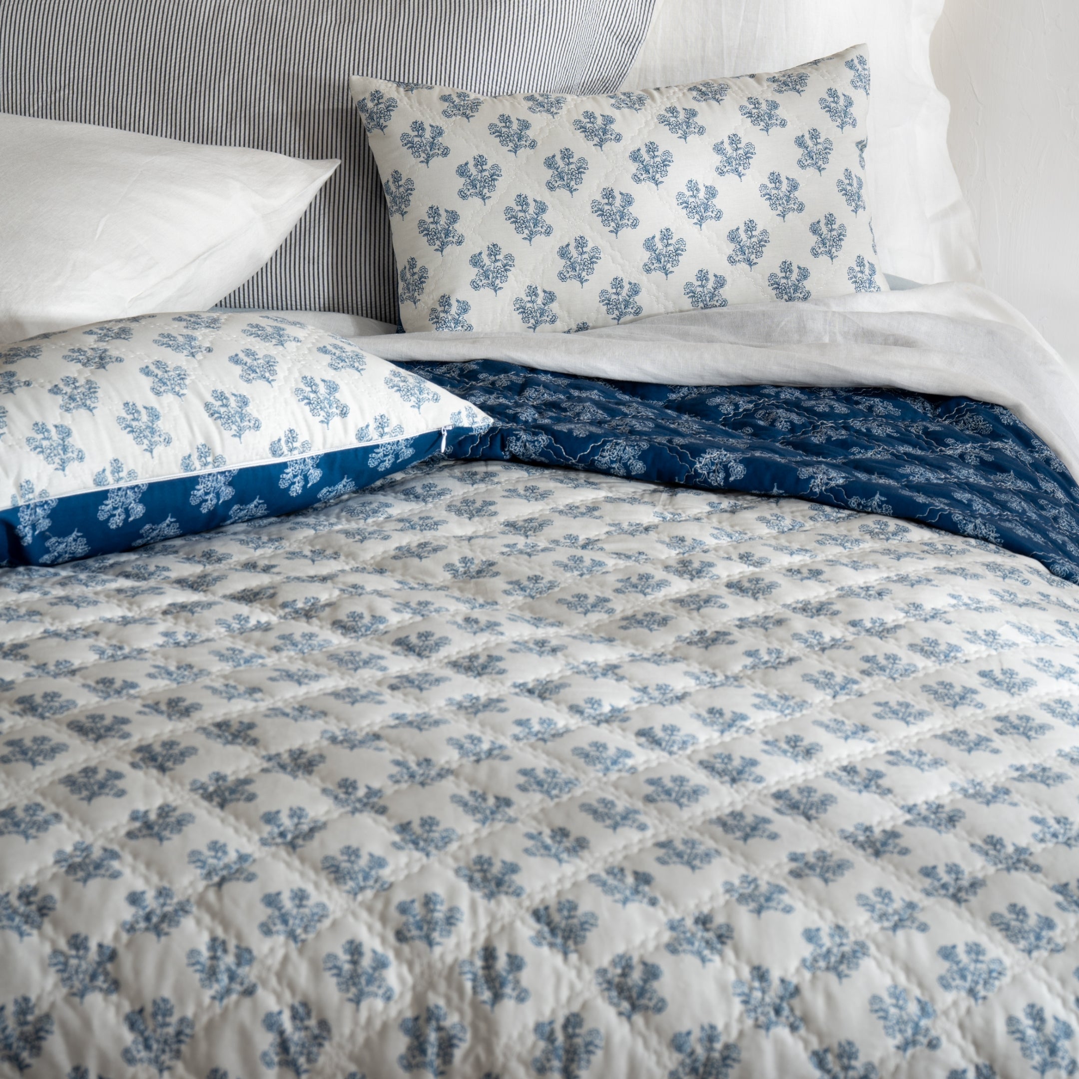 Double Bedspreads & Bed Throws