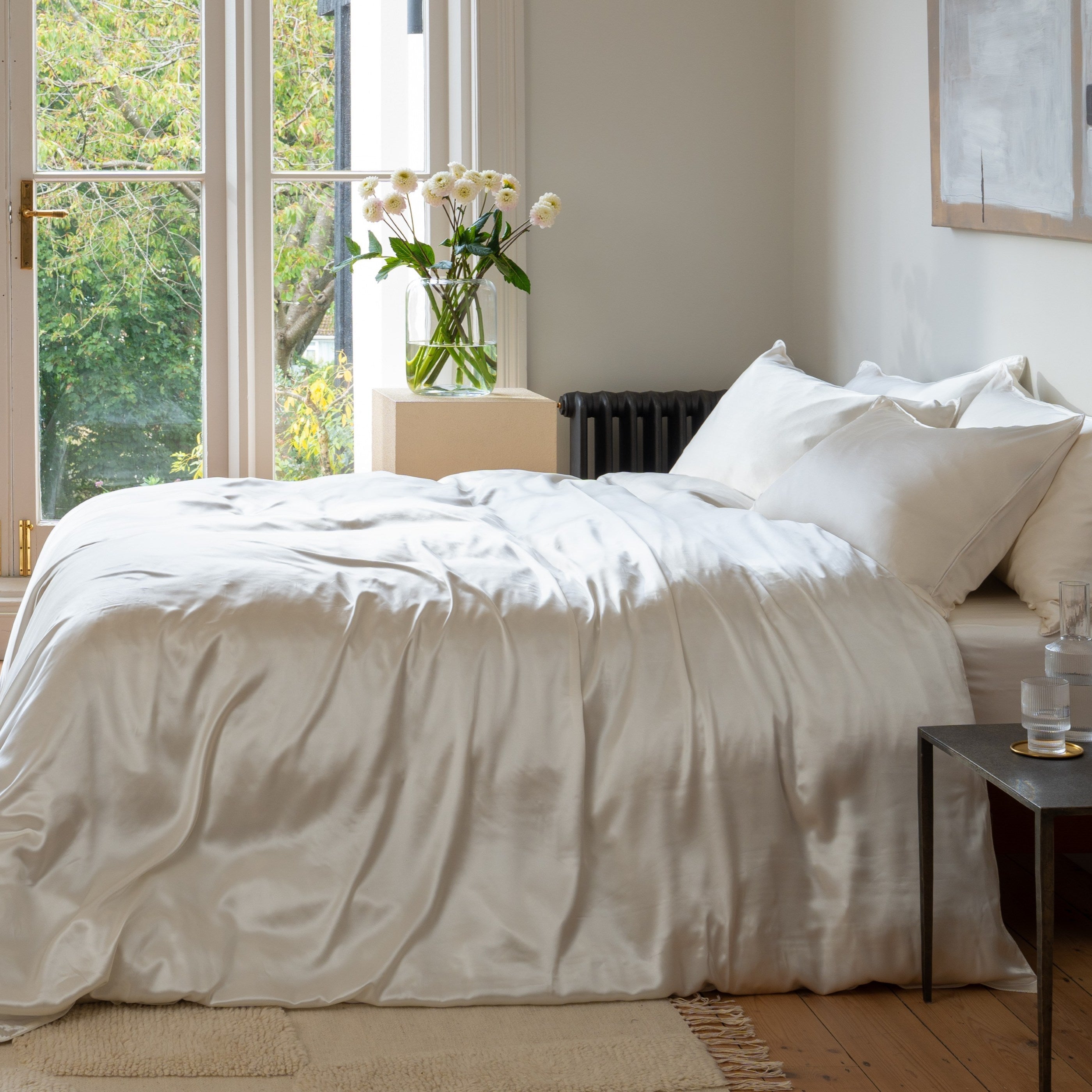 Silk Bedding | Soak and Sleep