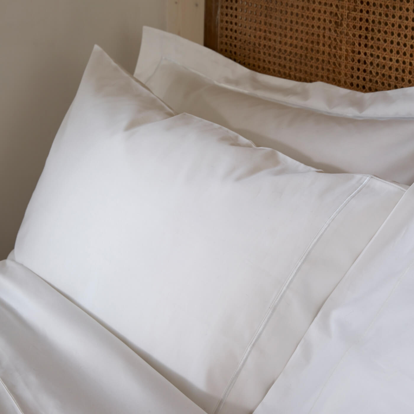 White 300TC Easycare Cotton With Tencel Duvet Cover