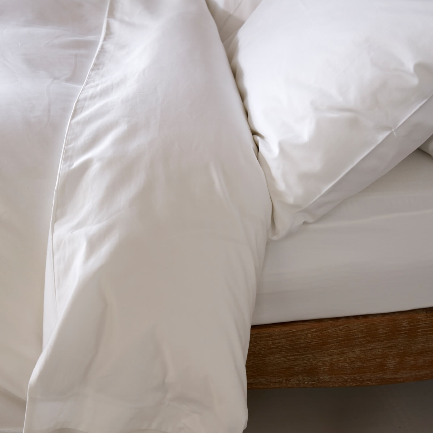 White 300 Thread Count Easycare Cotton With Tencel Bundle Standard Pillowcase - linen, close-up detail 4 | Soak and Sleep