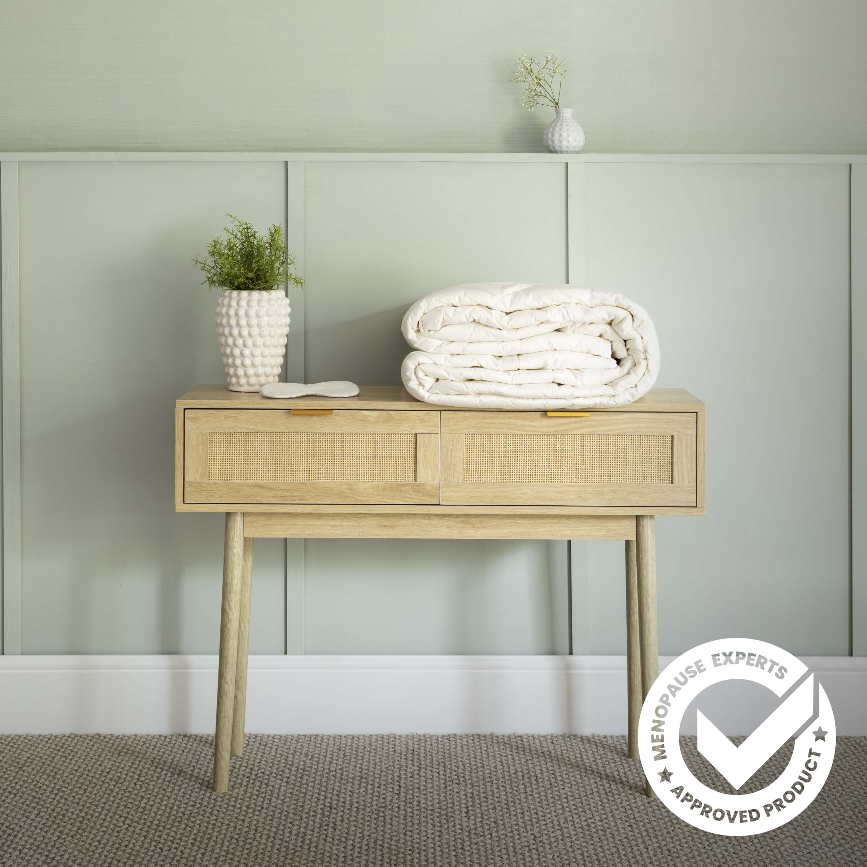 New Zealand Mitchell Wool Duvets - Breathable, detail view | Soak and Sleep