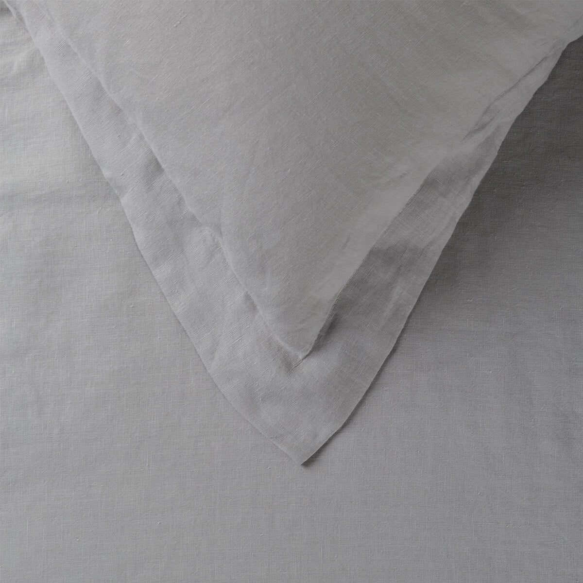 Light Grey French Linen Pillowcases close-up detail 1 | Soak and Sleep