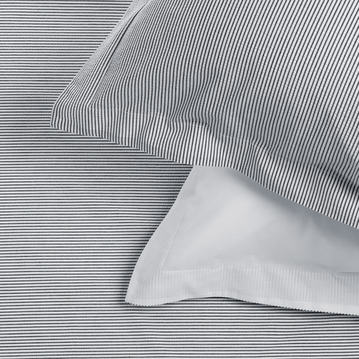 White/Navy Stripe Seersucker Bedding