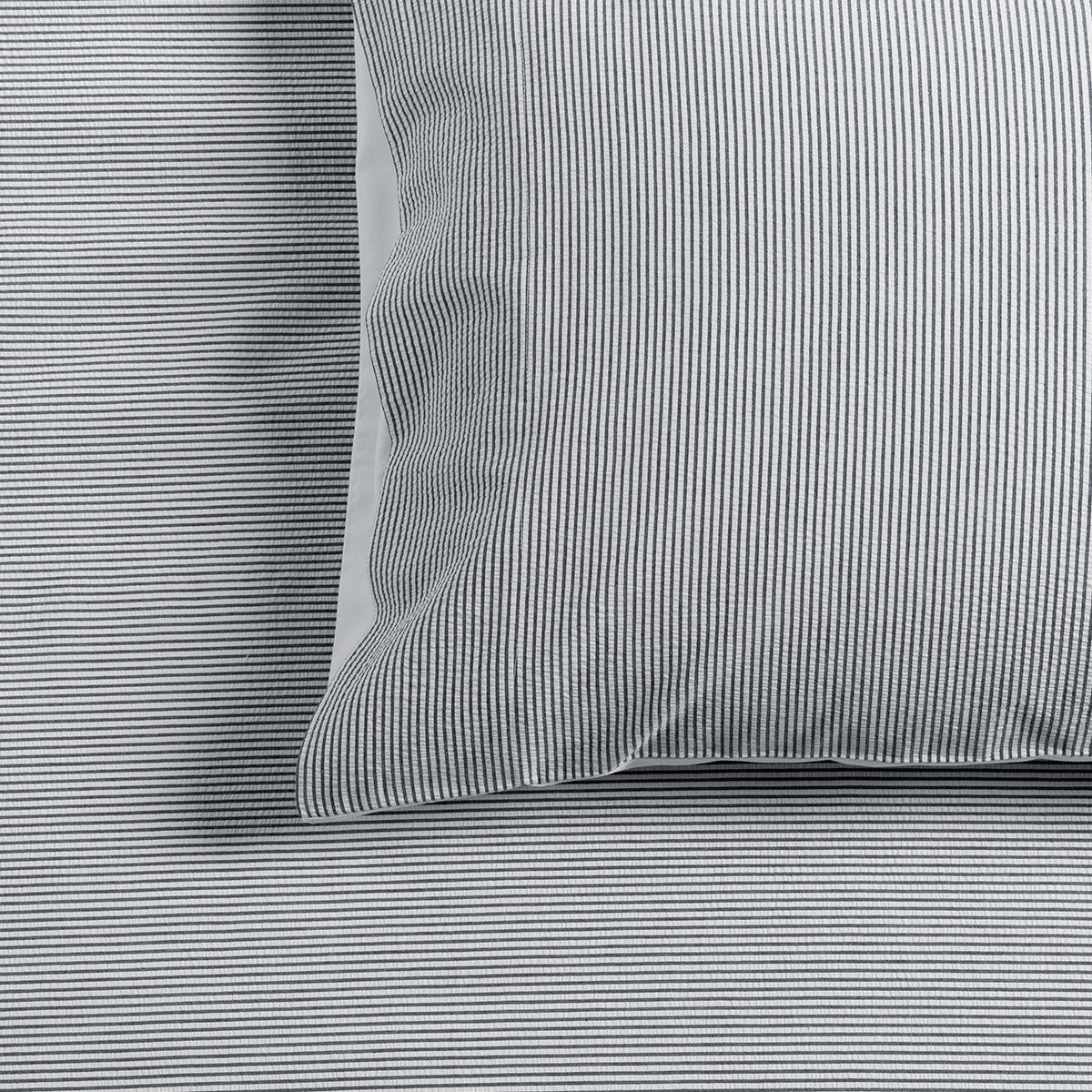 White/Navy Stripe Seersucker Bedding