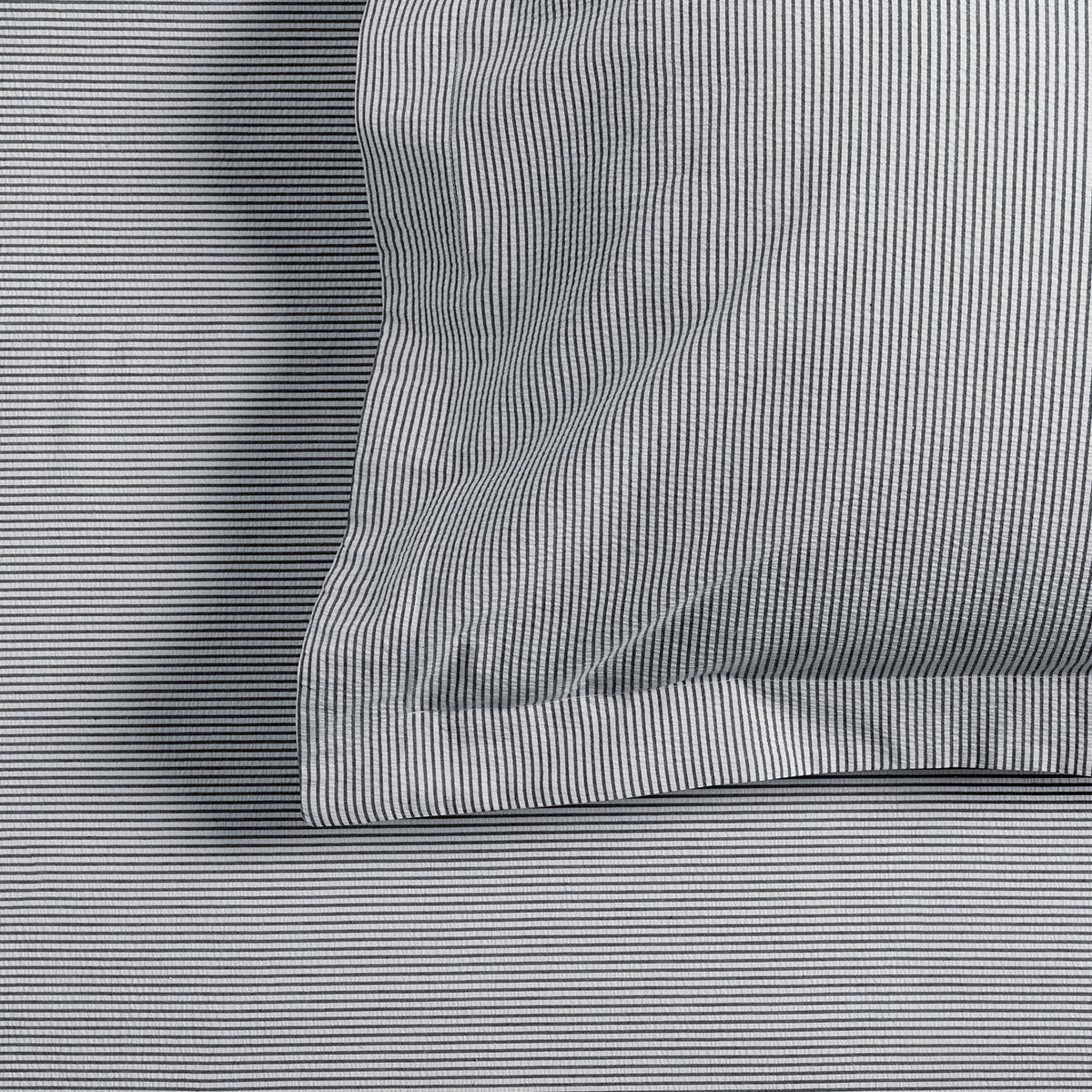 White/Navy Seersucker Stripe Duvet Cover
