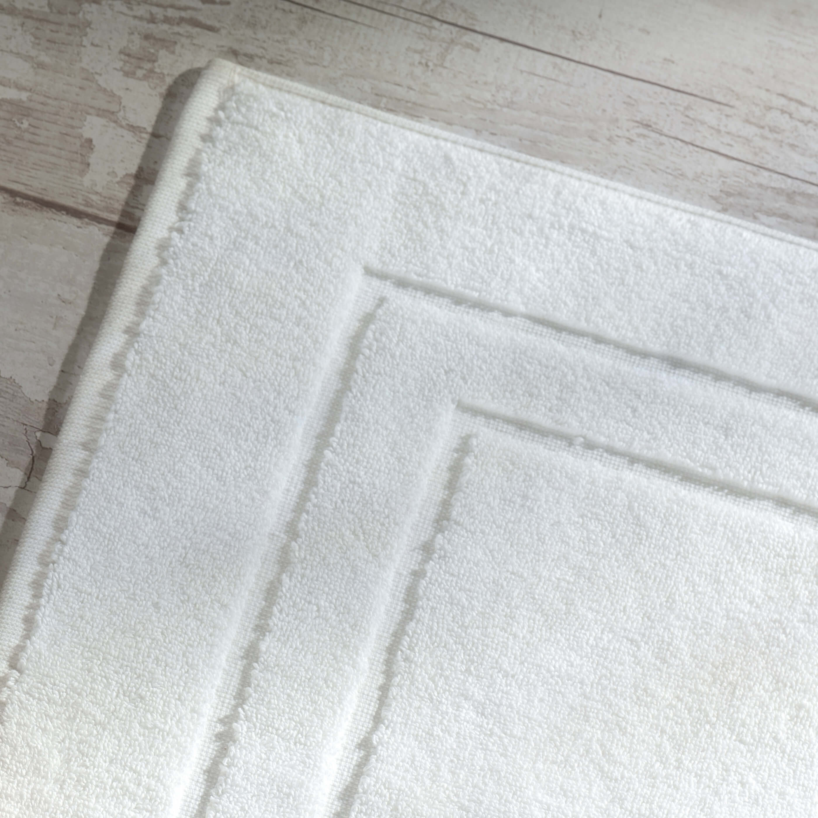 White Egyptian Cotton Bath Mat 10 Pack