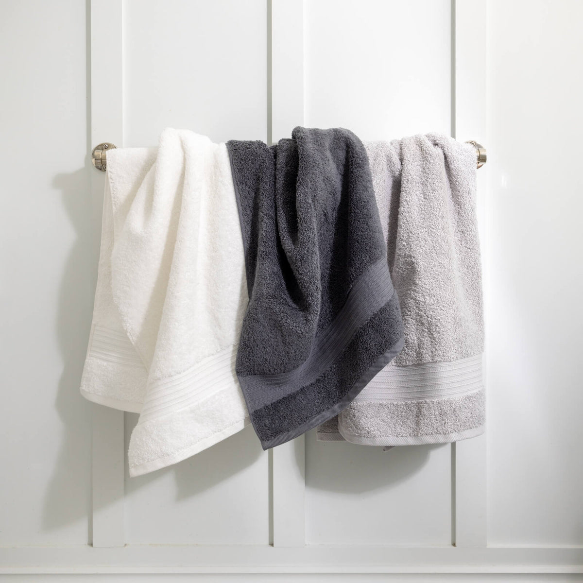 Smoke Egyptian Cotton Towels detail view | Soak and Sleep