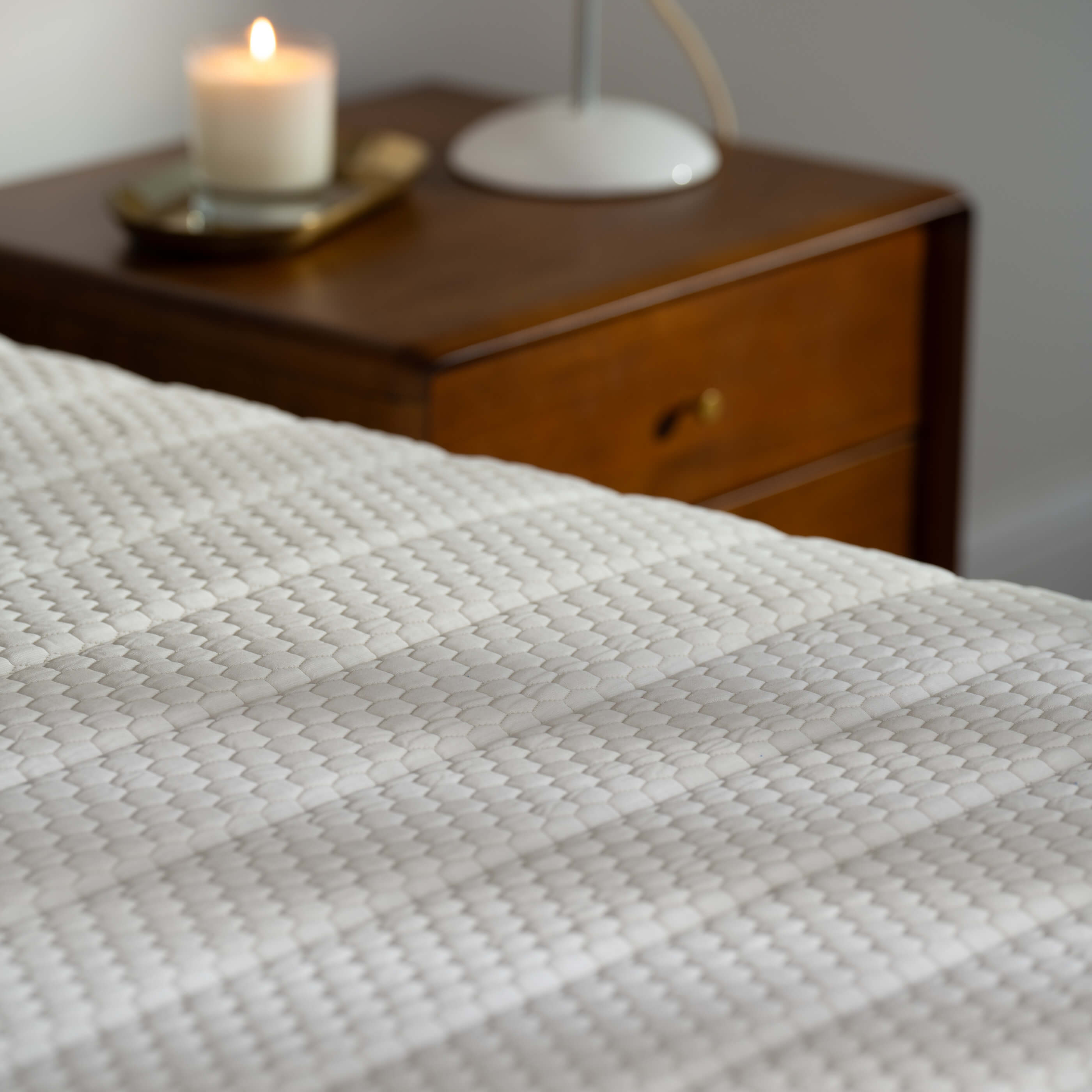 Zoned Hybrid Deep Memory Foam Mattress