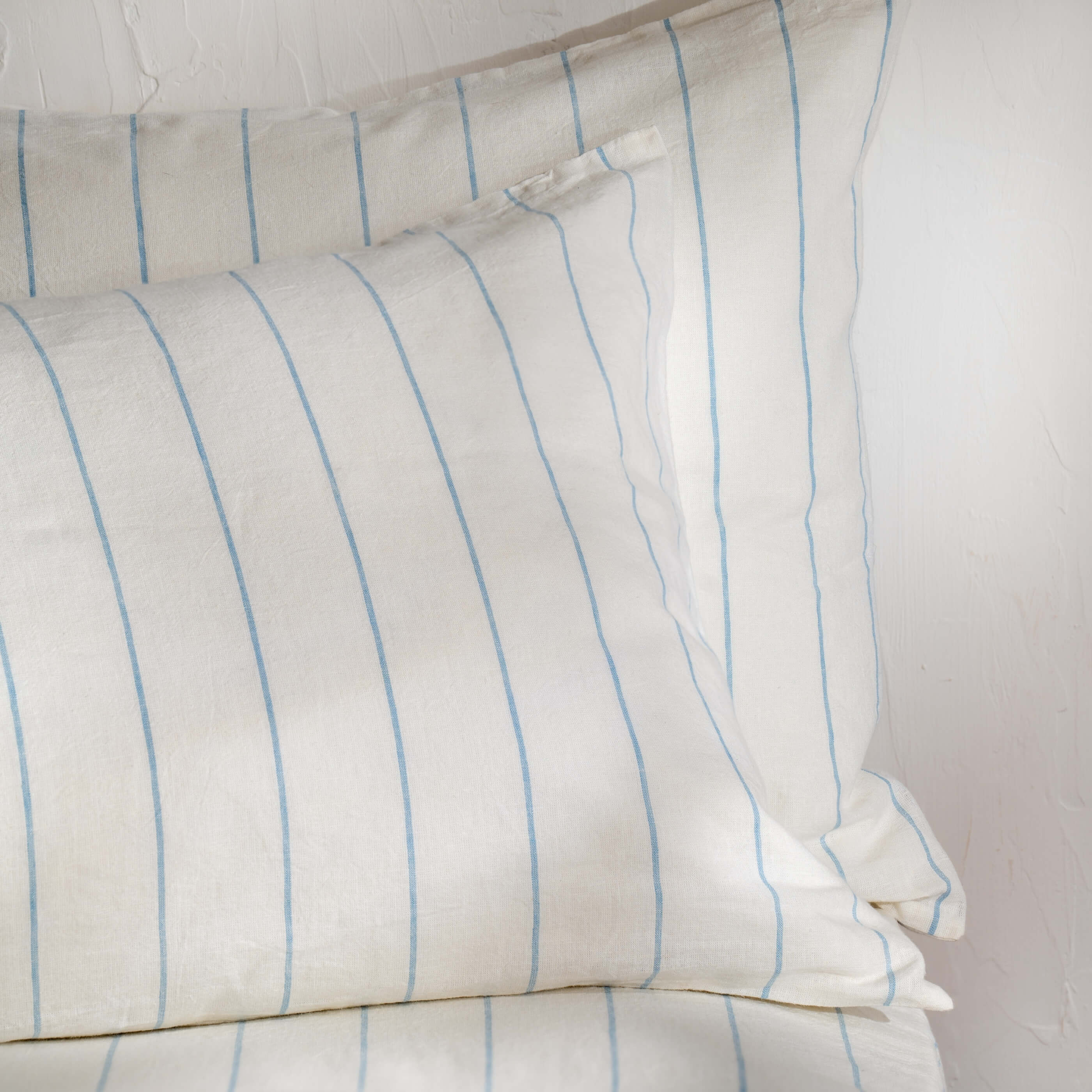White/Blue Pinstripe Linen & Cotton Blend Superking Duvet Set with Superking Oxford Pillowcases close-up detail | Soak... 1