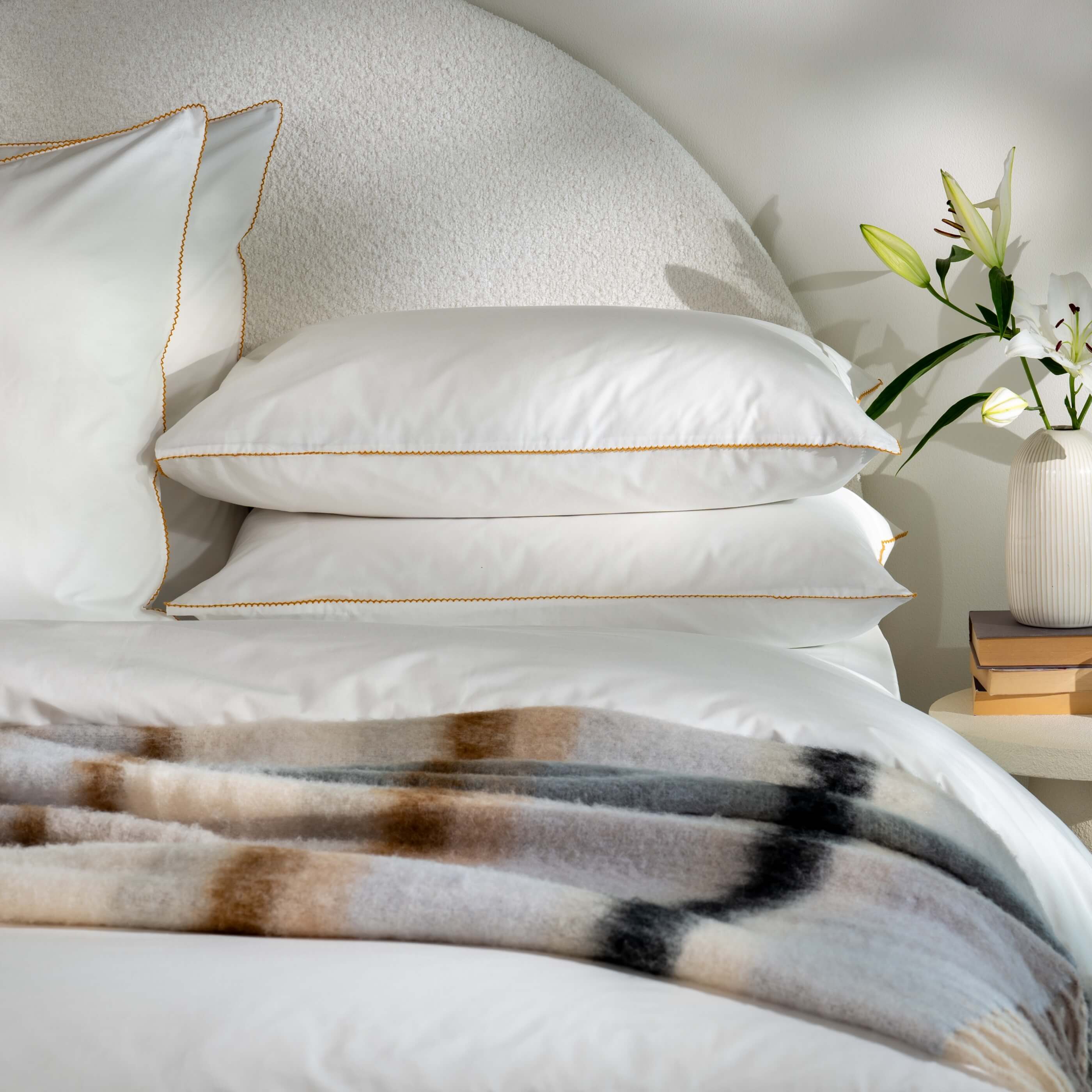 Mustard Yellow 200 TC Scallop Edge Bedding Bed Set