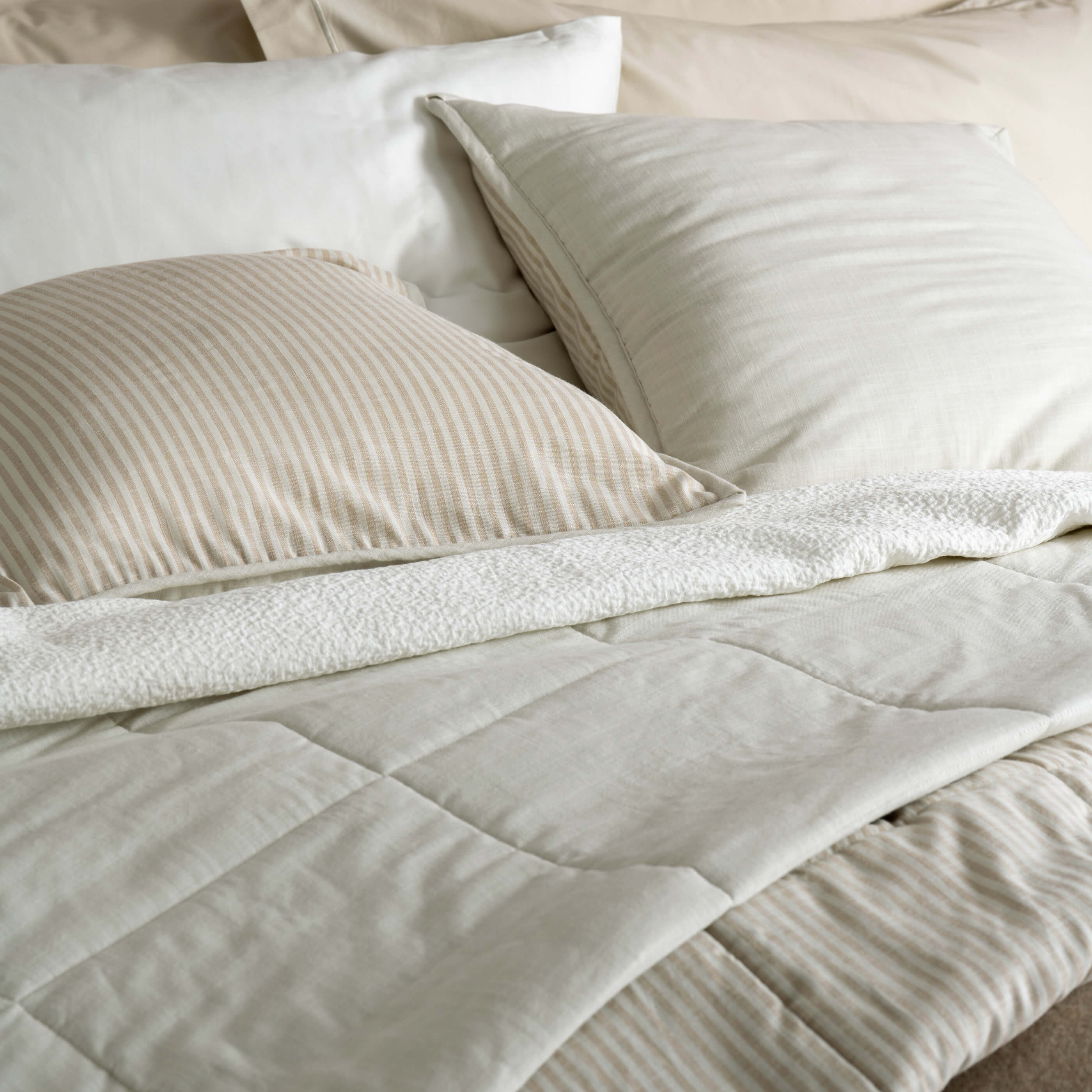 Natural Linen Look Bedspread & Cushions