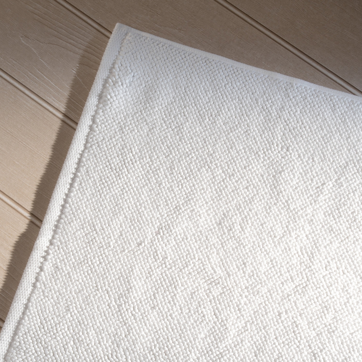 White Textured Cotton Bath Mat