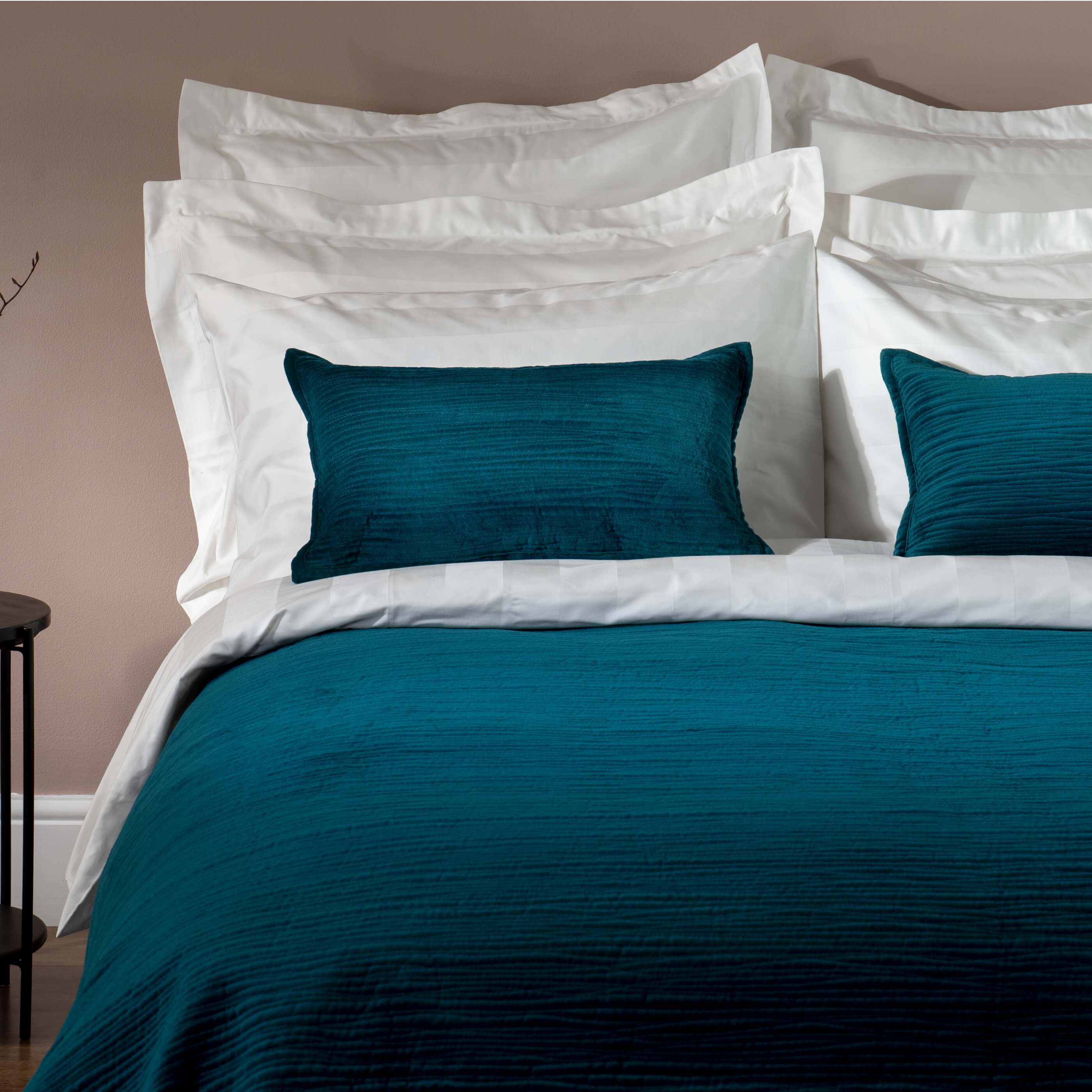 Textured Velvet Bedspread & Cushion Covers