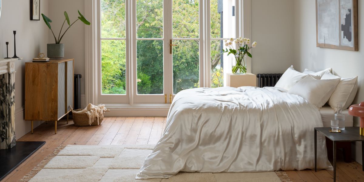 Satin or Silk Pillowcases: Which is Better?