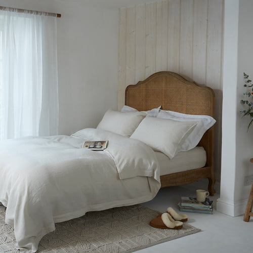 Natural Colour Bedding