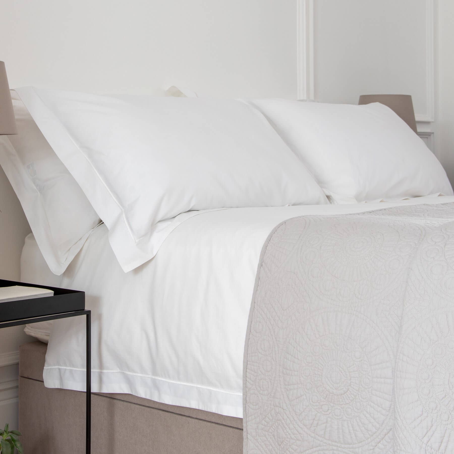 White 200TC Egyptian Deep Fitted Sheet