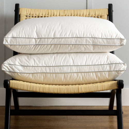 80% Goose Down Standard Pillow - Medium | Soak&Sleep