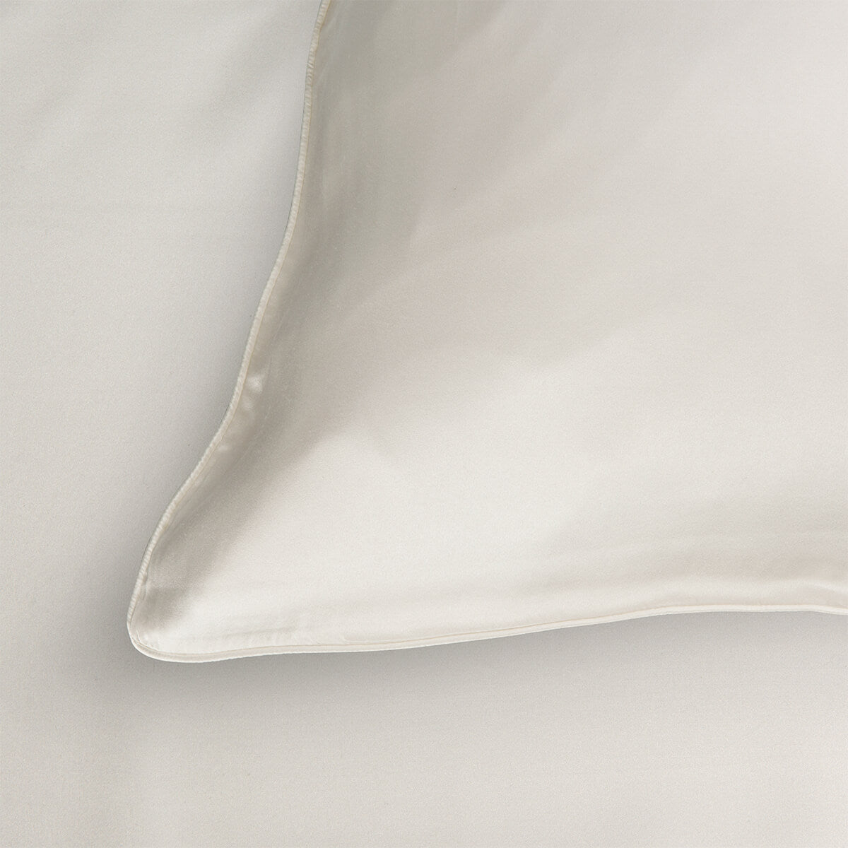 Ivory Mulberry Silk Pillowcase Pair