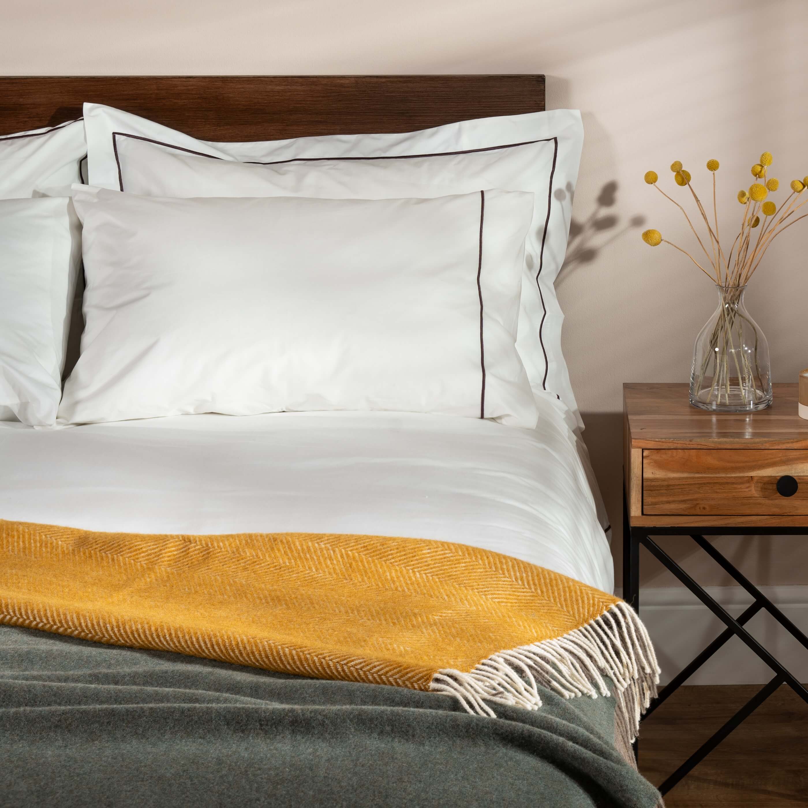 White / Blackberry 200 Thread Count Egyptian Cotton Pillowcase Pair