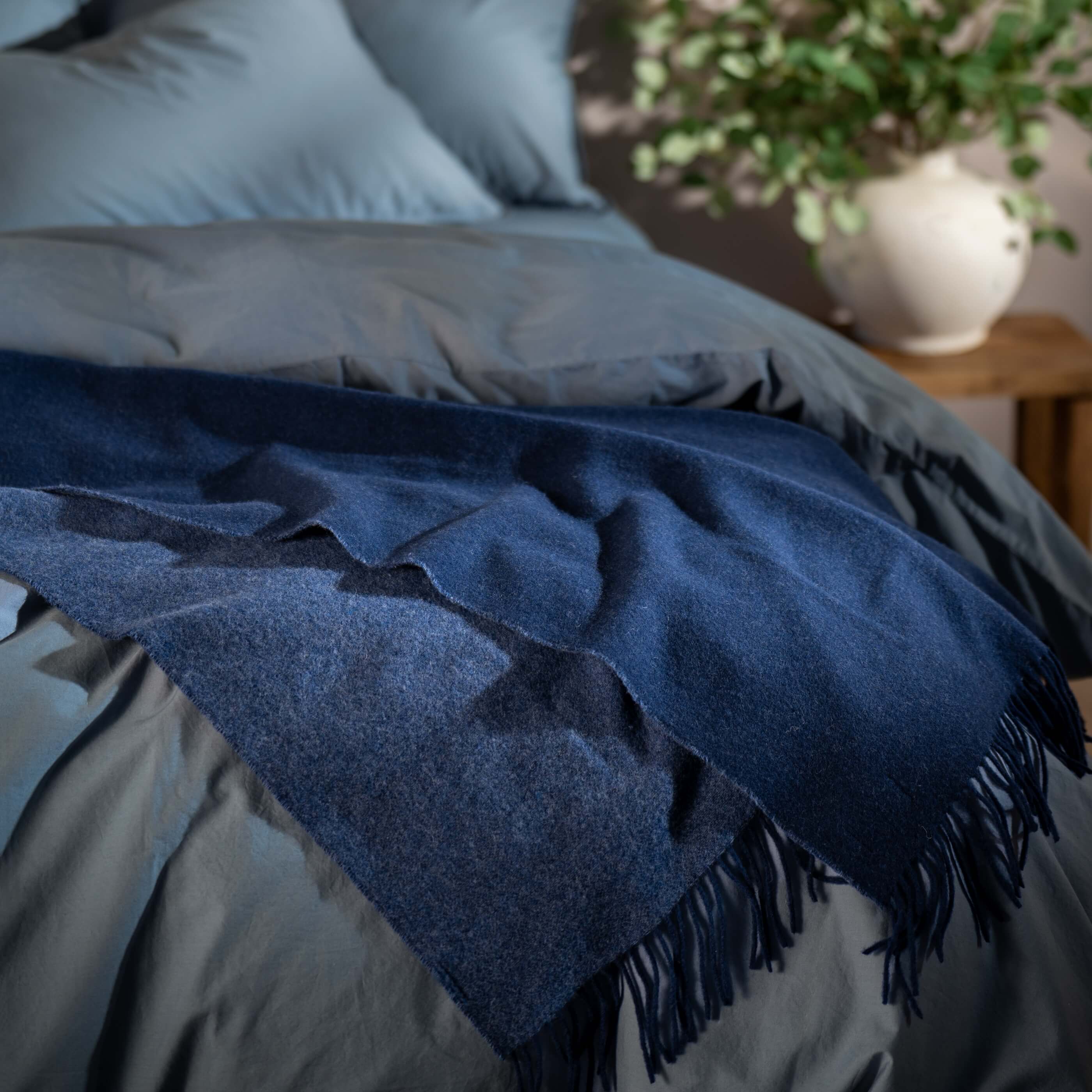 Blue Wool With Cashmere Throw
