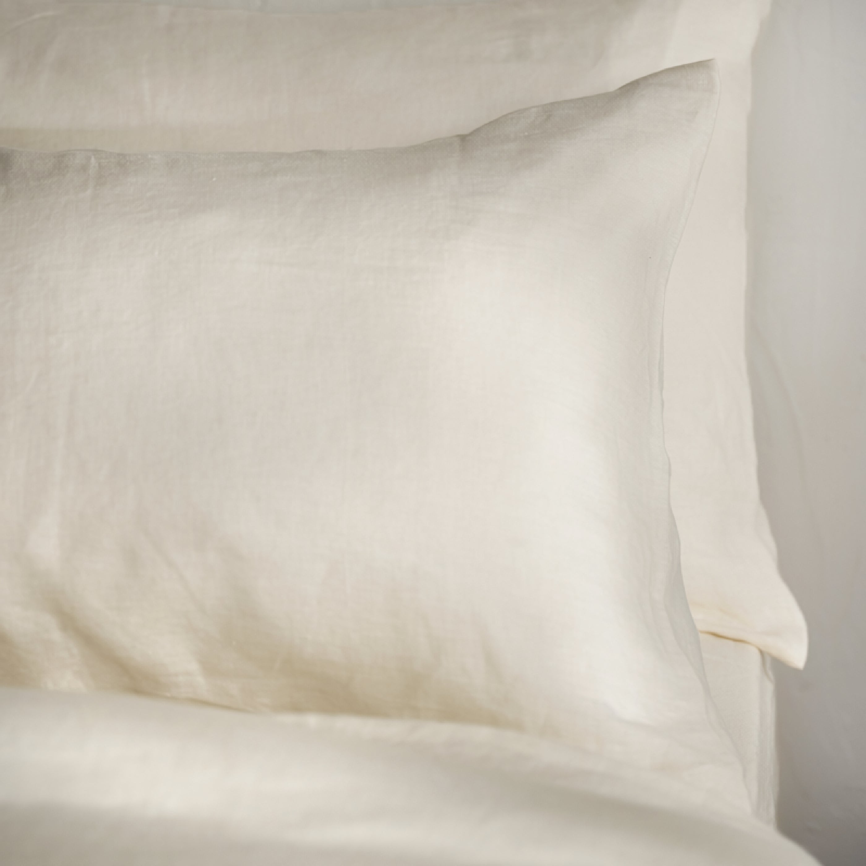 Chalky White French Linen 40cm Deep Fitted Sheets
