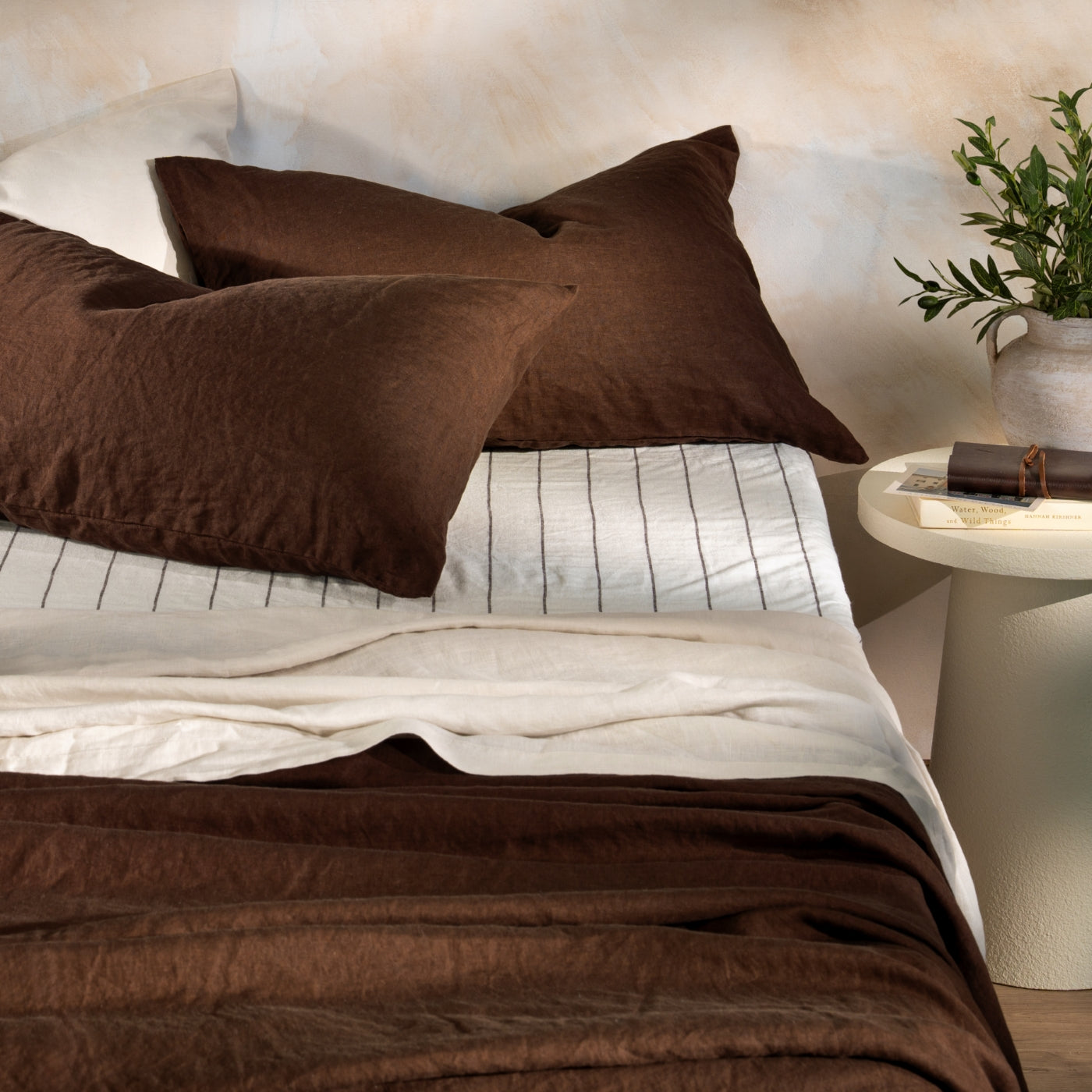Chocolate French Linen Bed Set