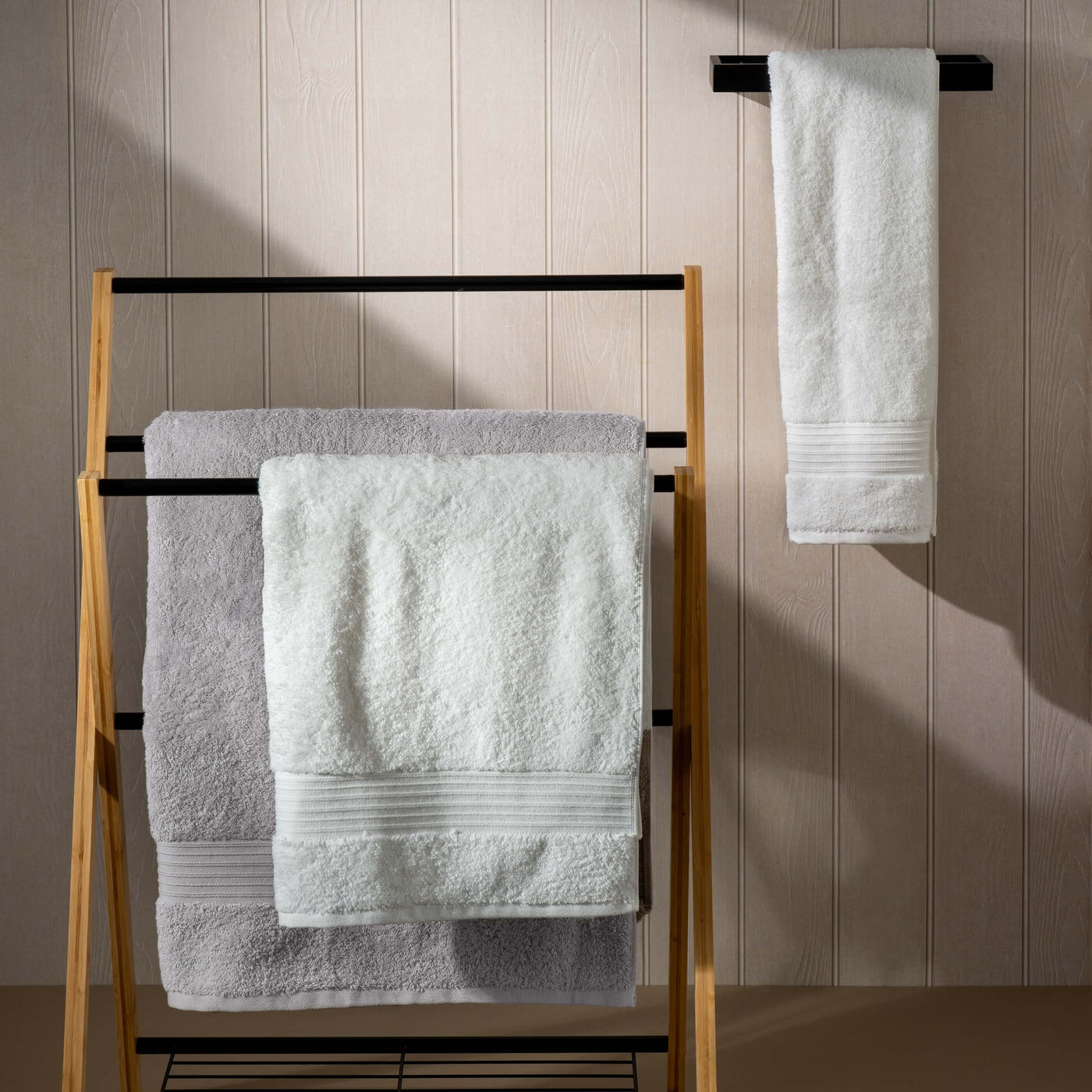 Light Grey Egyptian Cotton Bath Sheet bedroom detail 1 | Soak and Sleep