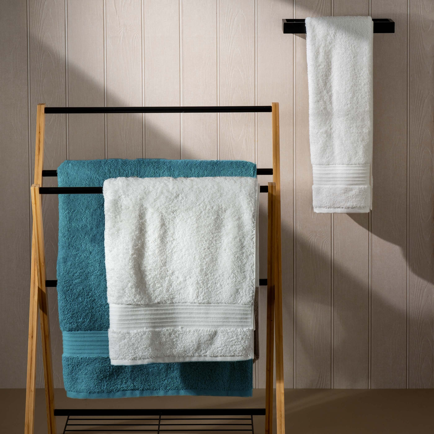 Teal Egyptian Cotton Towels bedroom detail 1 | Soak and Sleep