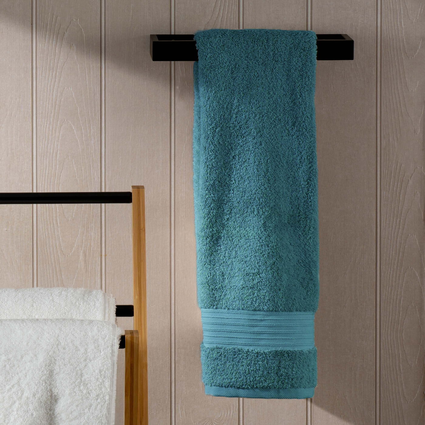 Teal Egyptian Cotton Towels close-up detail 2 | Soak and Sleep