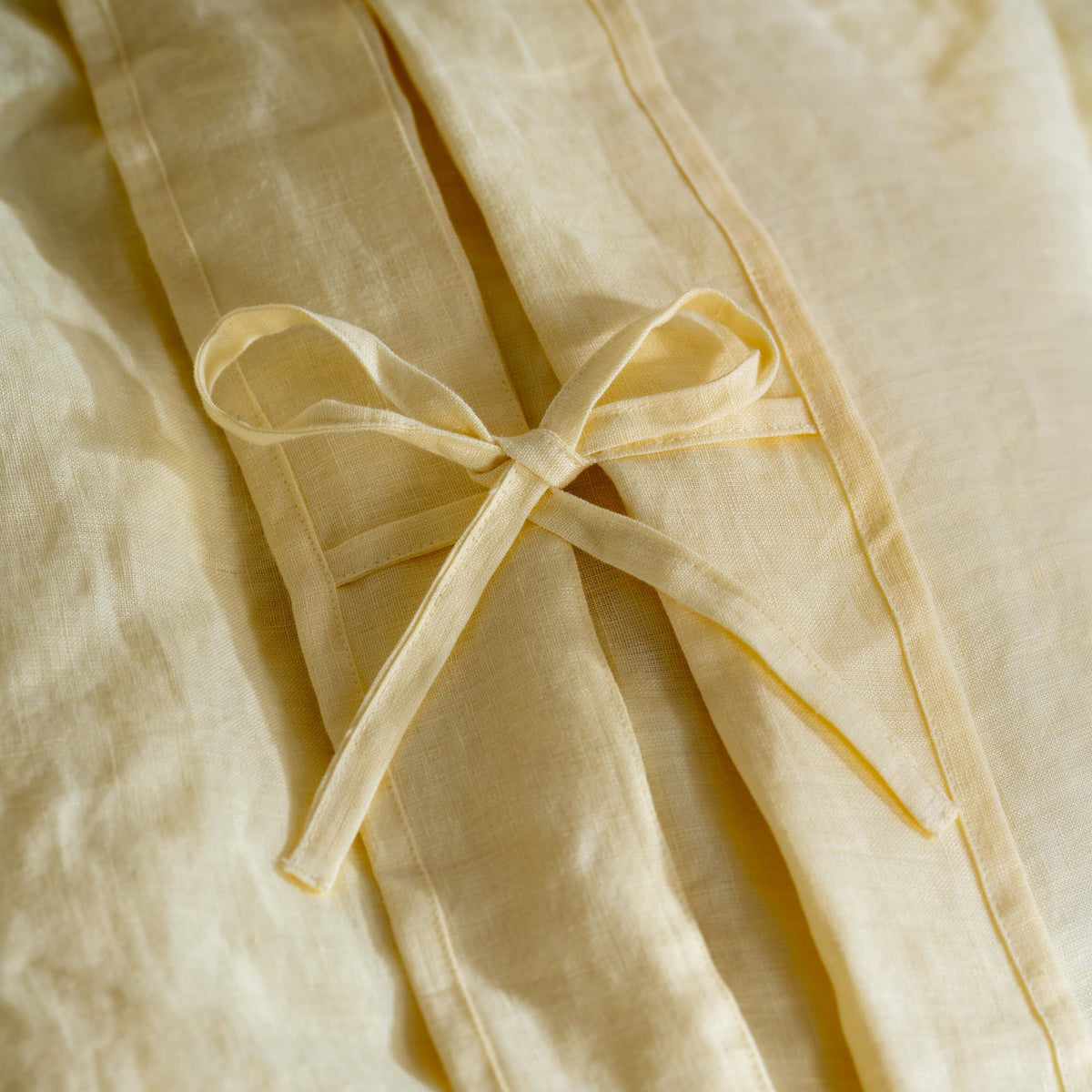 Lemon Yellow French Linen Bedding And Bed Sheets | Soak&Sleep