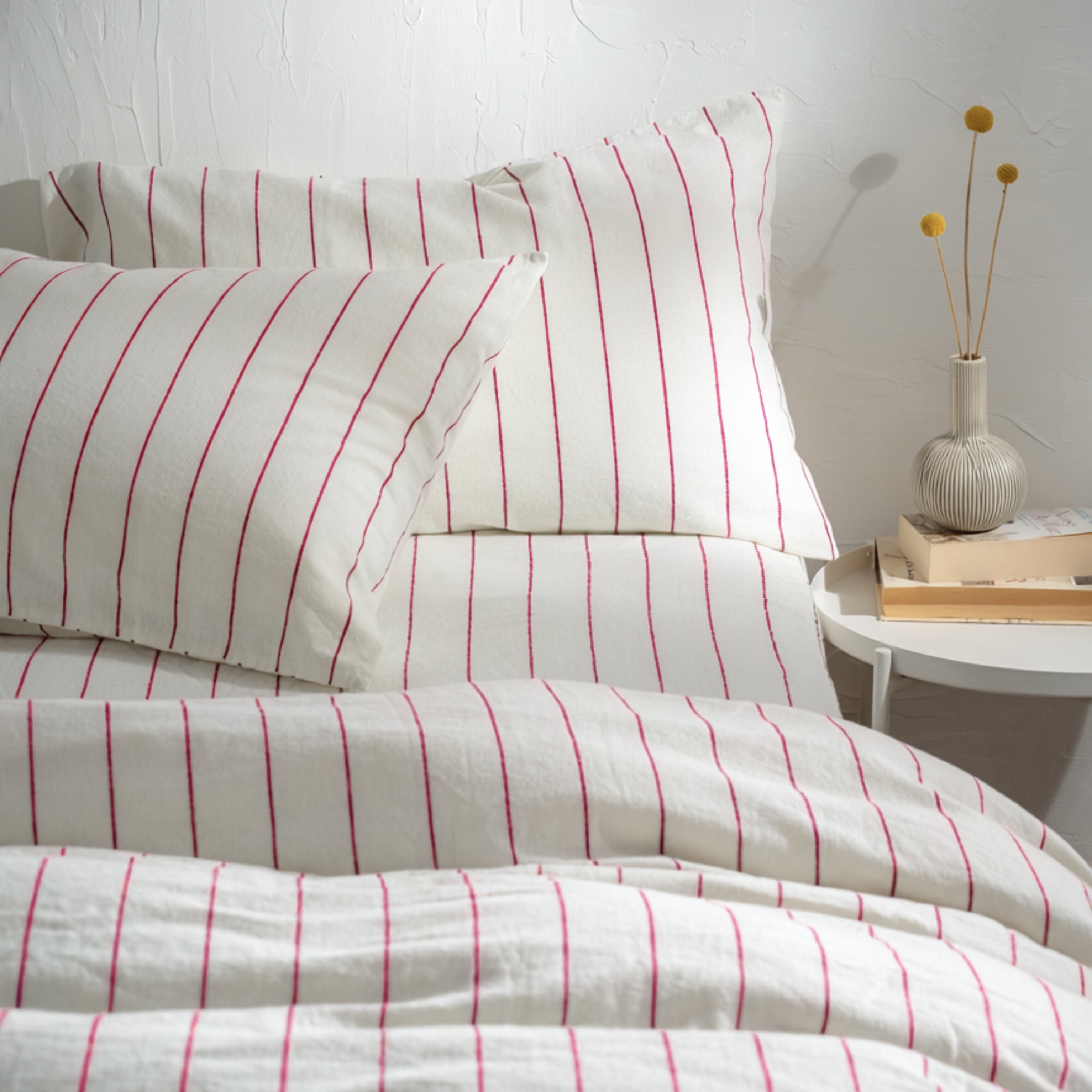 White/Fuchsia Pinstripe Linen Cotton 30cm Standard Fitted Sheets