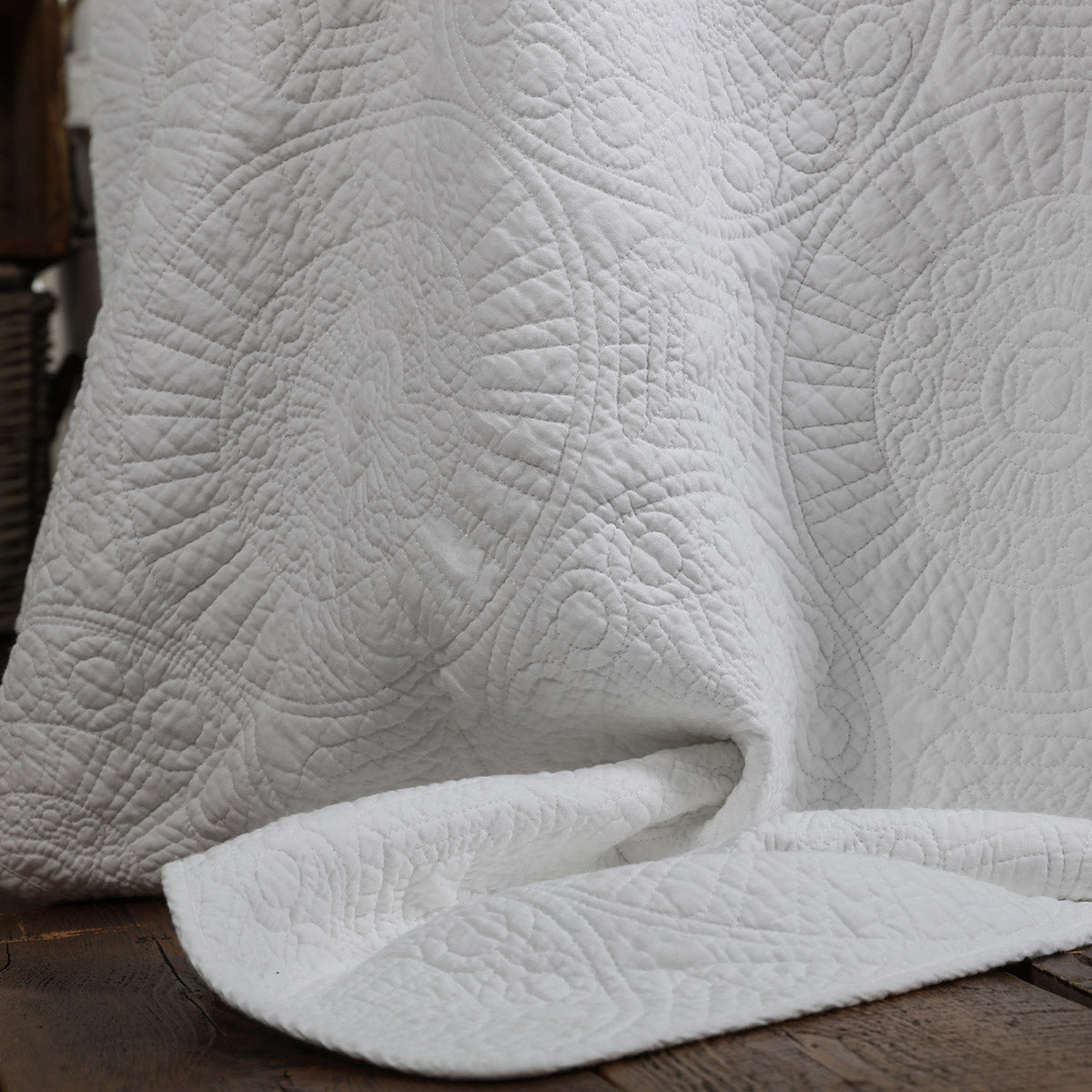 White Quilted Cotton Bedspread