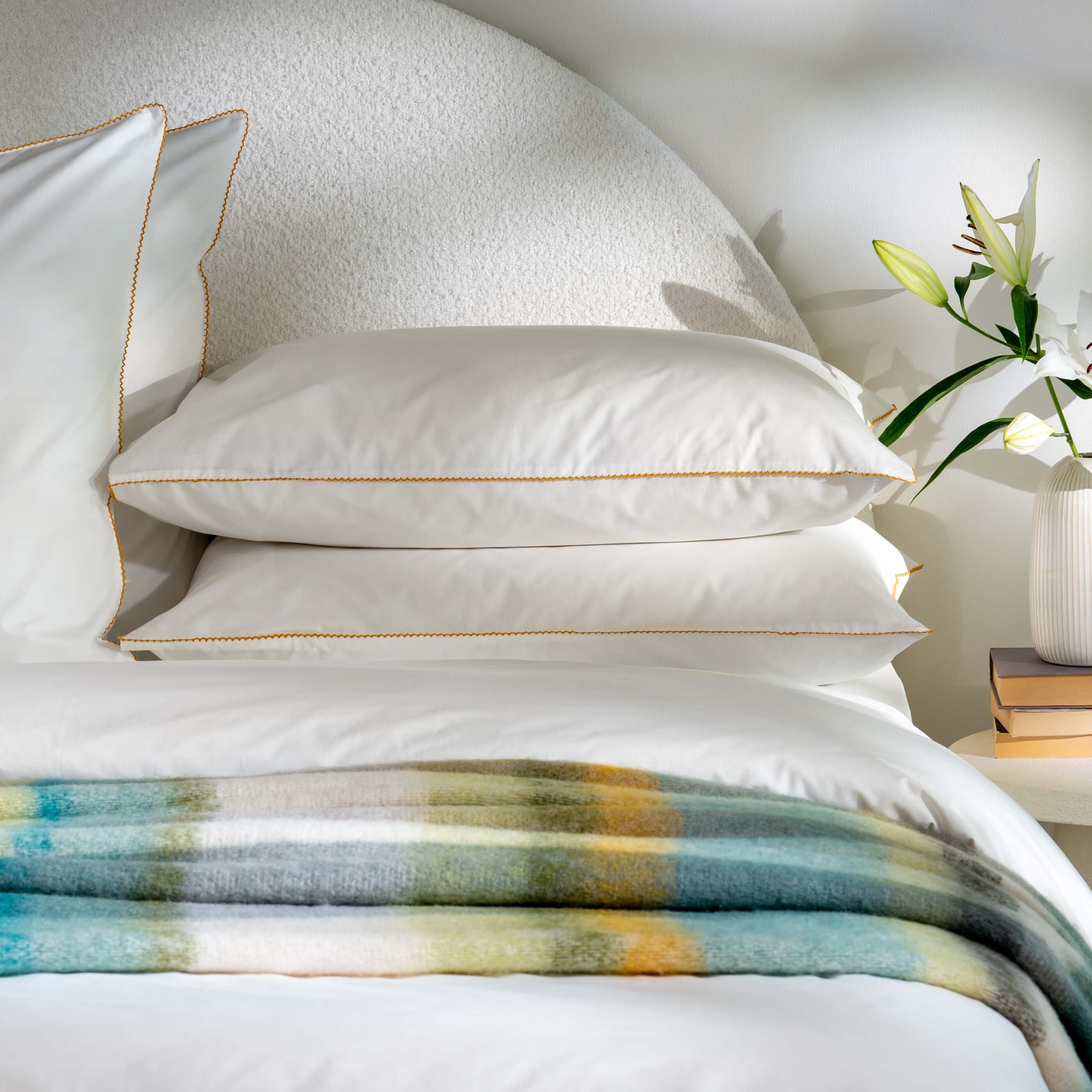 Mustard Yellow 200 TC Scallop Edge Bedding Bed Set