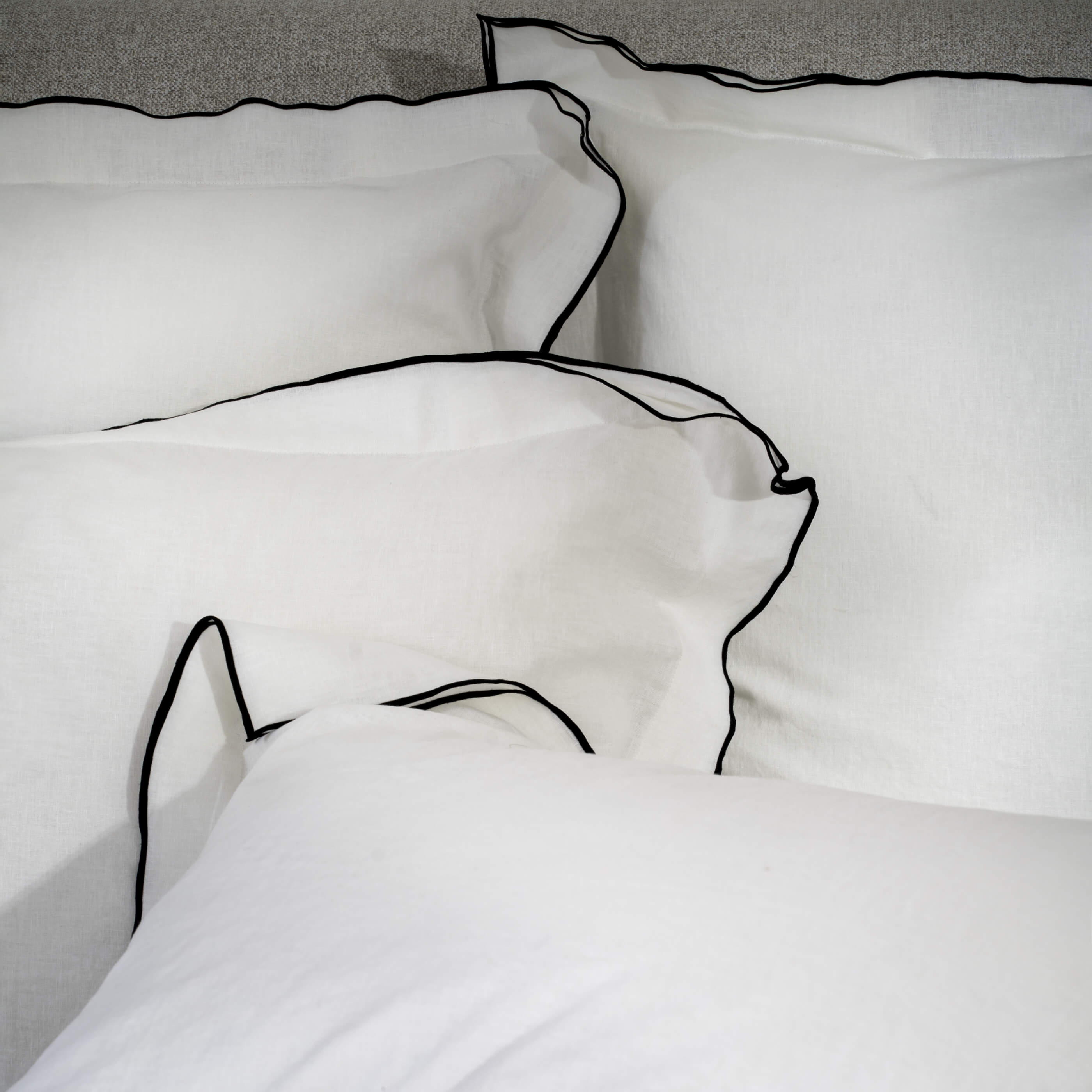 White/Charcoal Overlocked Edge Linen & Cotton Blend Duvet Cover close-up detail 1 | Soak and Sleep