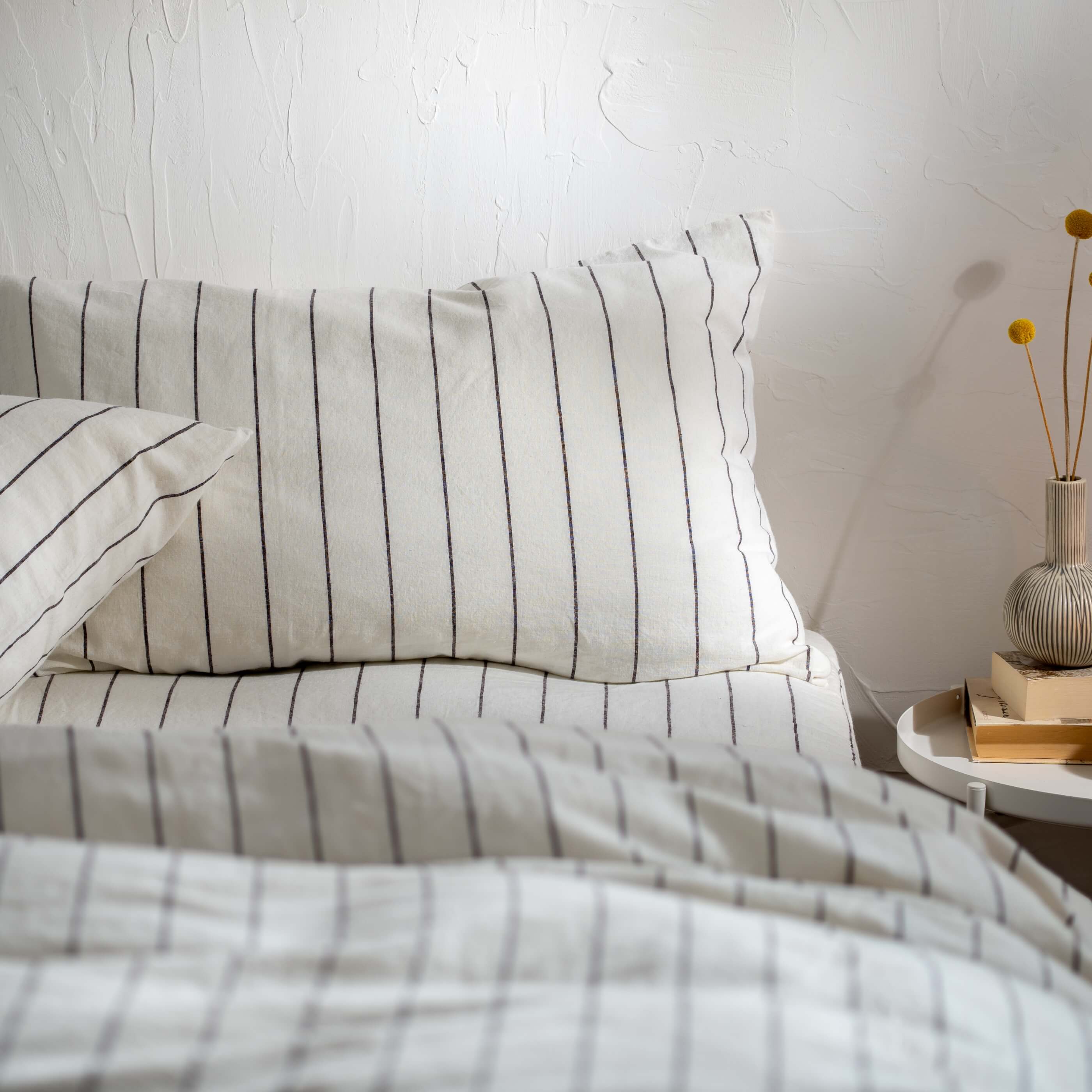 White / Blackberry Pinstripe Blended Linen/Cotton Duvet Set