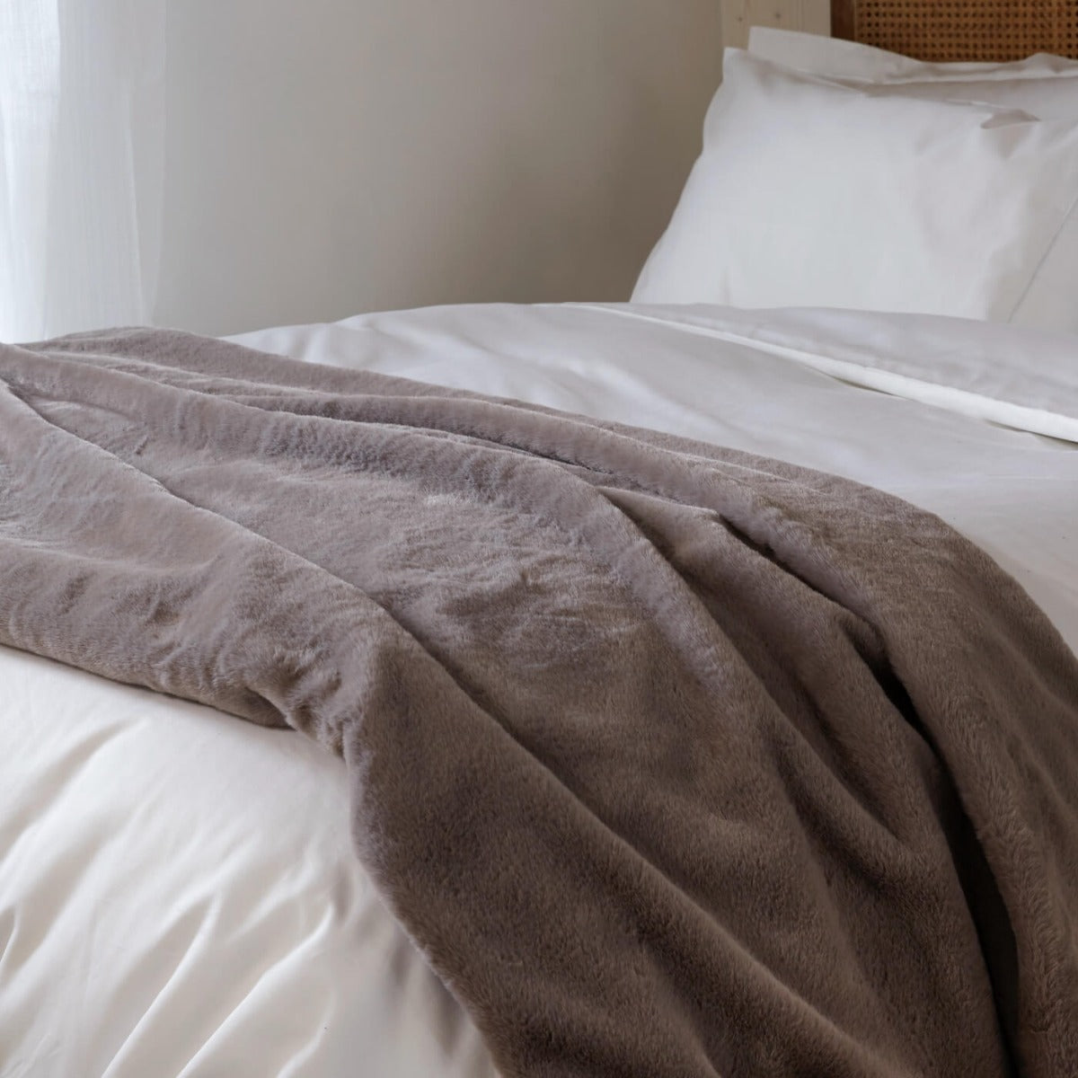 Light Grey Super Soft Throw