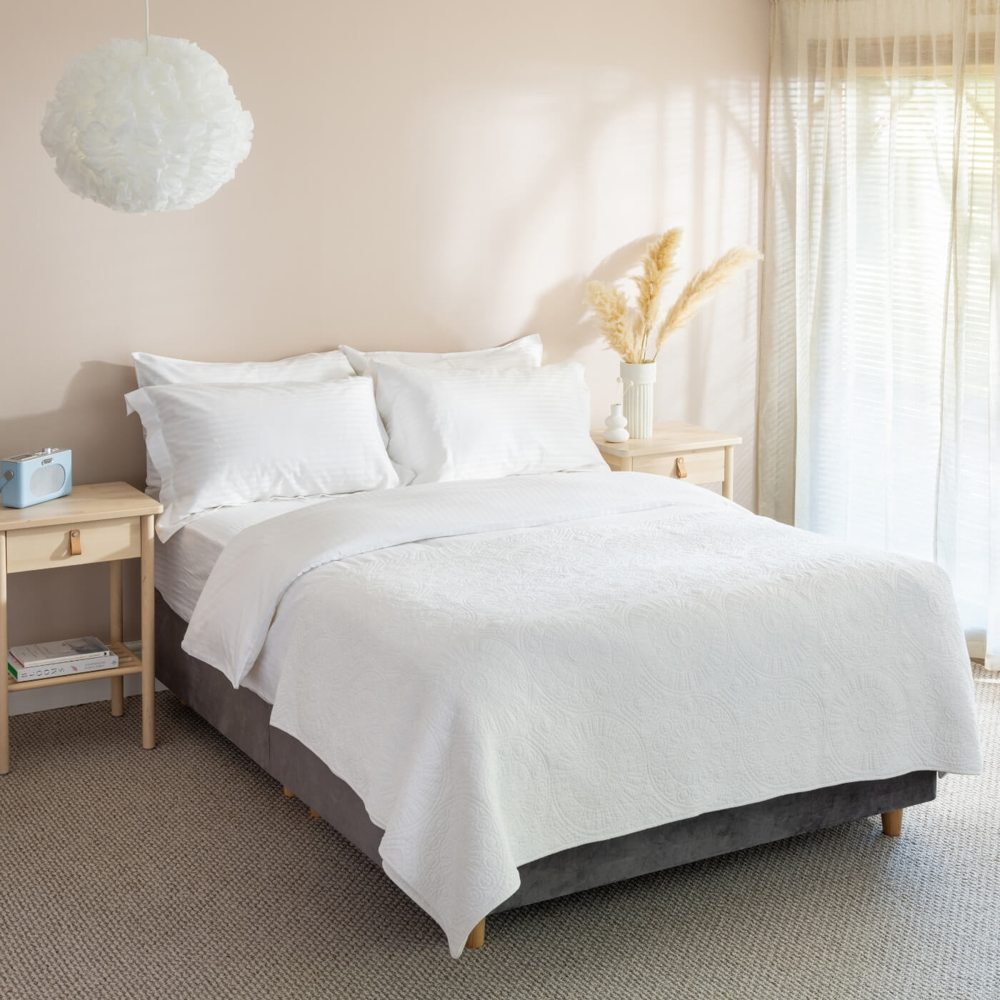 White Quilted Cotton Bedspread
