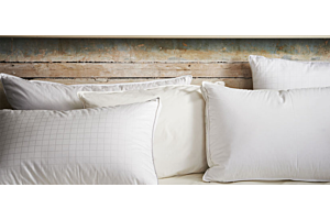 How To Wash Your Feathered Pillows | Soak&Sleep