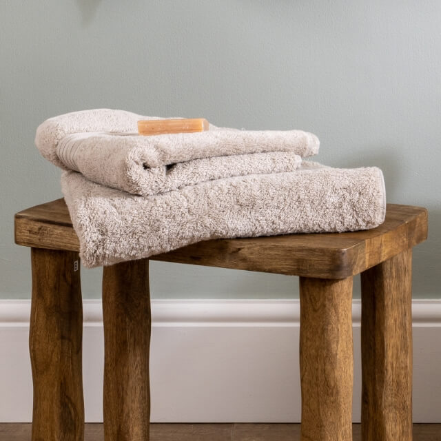 Natural Towels & Bath Mats