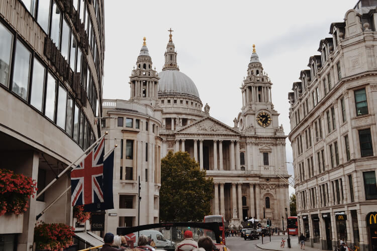 St Paul's Cathederal with a Union Jack flying outside