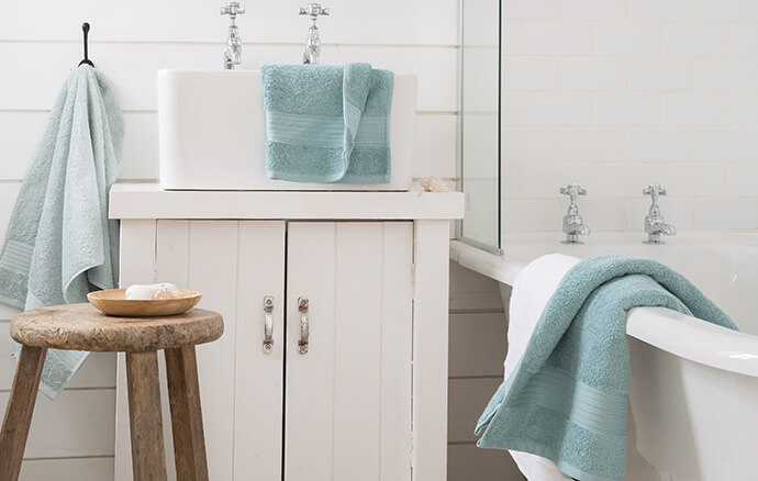 blue-towels